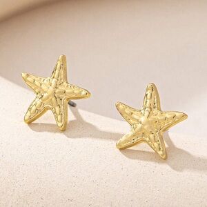 Gold Starfish Stud Earrings